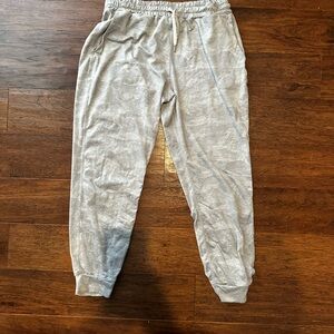 Vuori Gray Camo Joggers